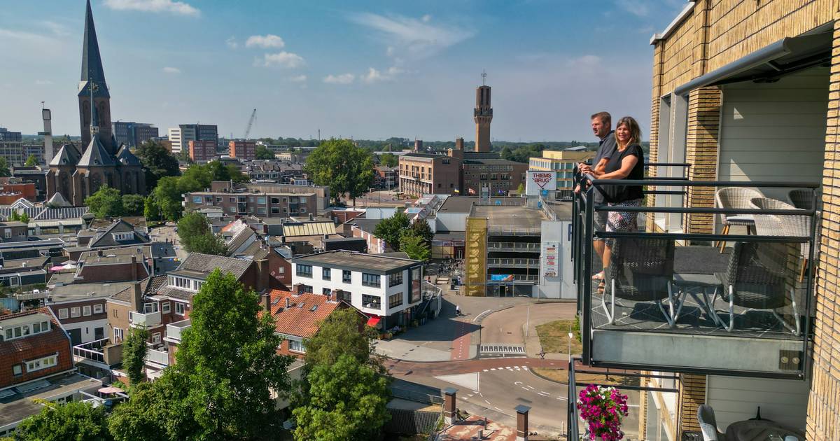 Annelies et Ferdo ont la plus belle vue d’Hengelo : « Vous avez toujours quelque chose à regarder ici » |  Hengelo