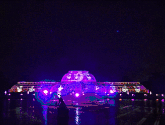 VIDEO: Een betoverend spektakel met meer dan een miljoen lichtjes, dat ziet er zo uit