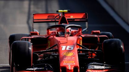Leclerc pakt pole in Spa-Francorchamps, Hamilton haalt maar net op tijd Q1 na crash in vrije oefenritten