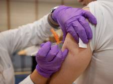 Mobiele teams voor vaccinatie niet-mobiele thuiswonende 60-plussers
