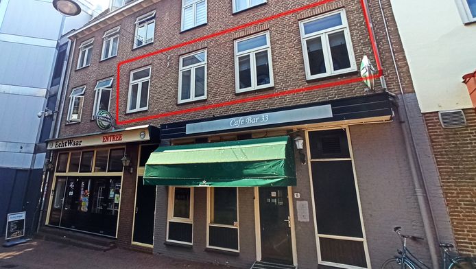 Dit was het laatste appartement dat Jan Modaal in Arnhem kon kopen. Voor 169.500 euro stond deze woning aan de Nieuwe Plein 8 -2 in Arnhem te koop.
