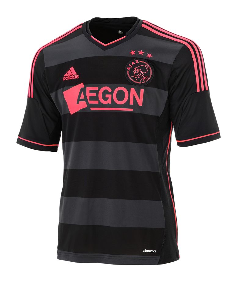 Streven fee te rechtvaardigen Nieuwe uitshirt Ajax is praktisch en fashionable volgens ontwerper