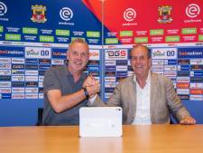 Jan Willem van Dop zet krabbel onder nieuw contract bij Go Ahead Eagles