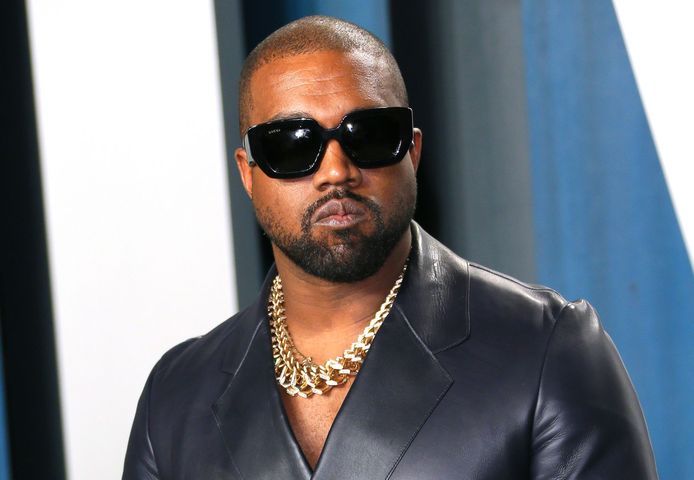 Kayne West steekt zijn geloof niet onder stoelen of banken.