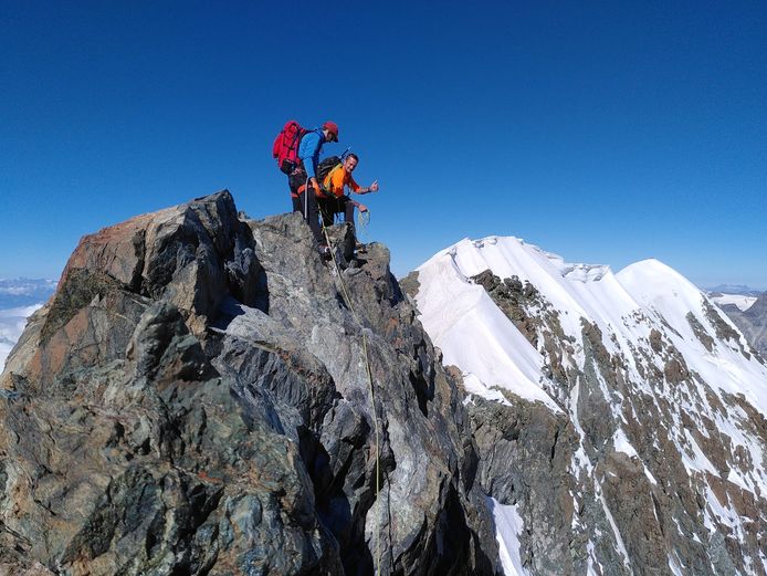 Bart vindt het oké op de hooggelegen Rifugio Guide d'Ayas.