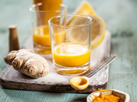 Remt ontstekingen, helpt tegen misselijkheid en verlaagt cholesterol: shotje gember doet wonderen