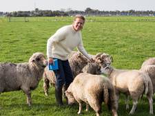 Boerin Reina gaat de strijd aan tegen goedkope kleding: 'Trui van 19,95 kan écht niet’