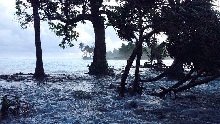 Overstroming op de Marshalleilanden in maart dit jaar, volgens de lokale overheid te wijten aan klimaatverandering. Beeld AFP