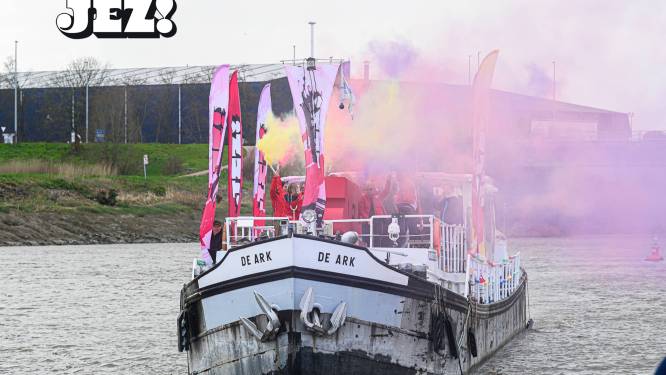 JEZ!-boot krijgt feestelijke ontvangst in Boom: “Dit trekt jonge gasten naar buiten” 