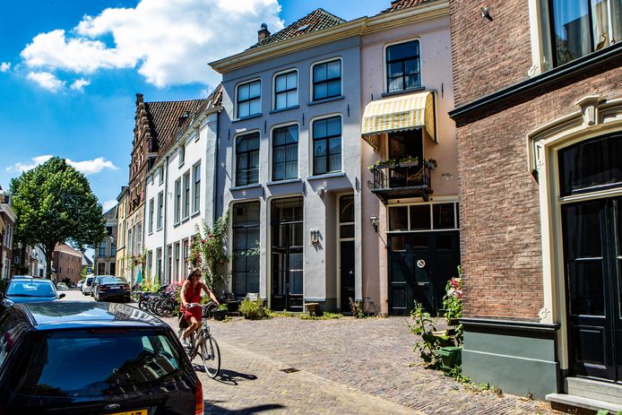 De buurtvereniging van het Bergkwartier in Deventer werd in 2020 pas opgericht. Toch doen ze nu al mee aan de nieuwe samenwerking tussen alle buurtverenigingen van de binnenstad.