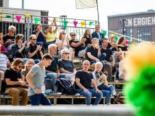 Verlengde coronaregels zijn voor evenementen zonder hek ‘niet te doen’; onzekerheid over rest van seizoen
