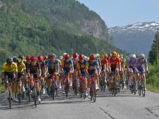 Livestream Ronde van Noorwegen | Vier leiders, klassementsleider Thibau Nys rustig in peloton