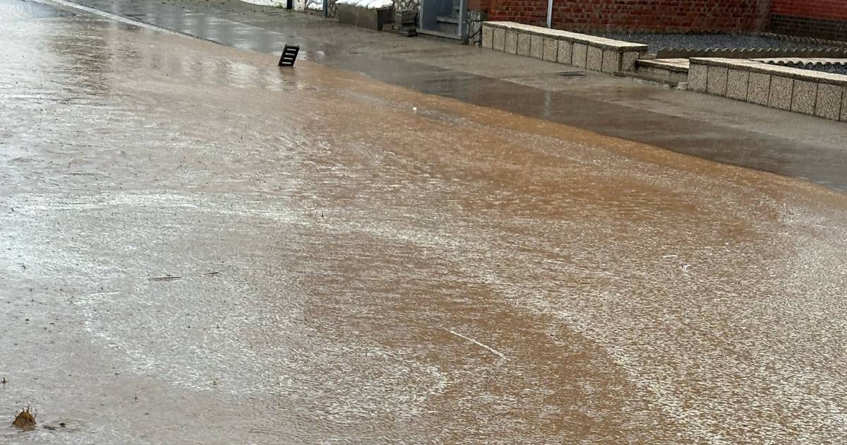 KIJK. Wateroverlast in Beekstraat in Montenaken | Gingelom | hln.be