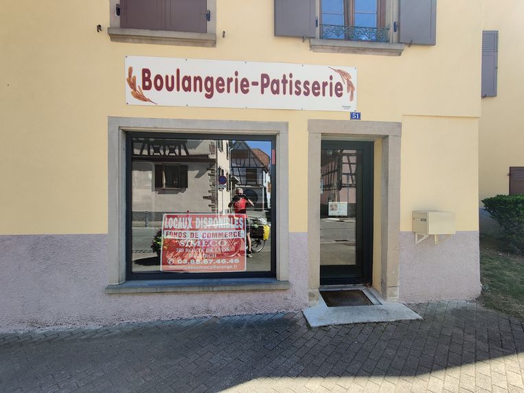 Elk dorpje is uitgestorven. De boulangeries, dorpscafés en winkeltjes zijn al lang geleden gesloten. Beeld Jeroen van Bergeijk