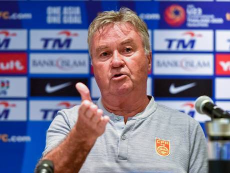 Voetbalwereld blijft Guus Hiddink (75) trekken: gesprek met voetbalbond Curaçao