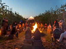 Bibbernachtje voor kampeerders: zeldzame nachtvorst in Oost-Nederland