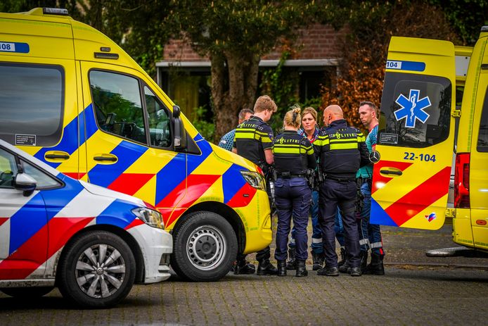 In Eindhoven is dinsdagmiddag een man overleden bij een steekpartij in een woning.