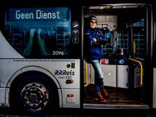 Het salaris van buschauffeur Hans (60) uit Apeldoorn staat al vijf jaar stil: ‘Uit eten met de kinderen doen we niet snel meer’