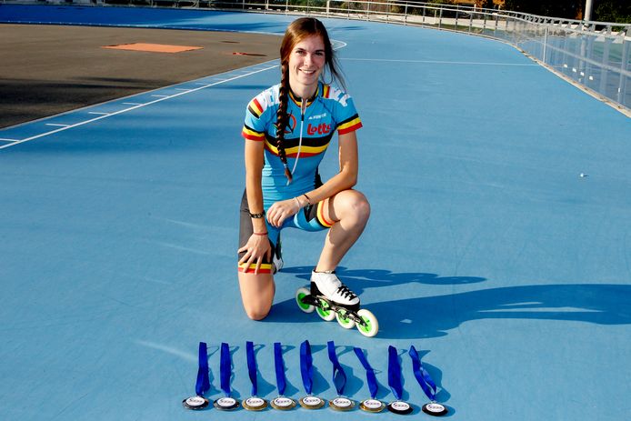 Sandrine Tas, de Belgische slokop op het EK skeelren met 9 medailles.
