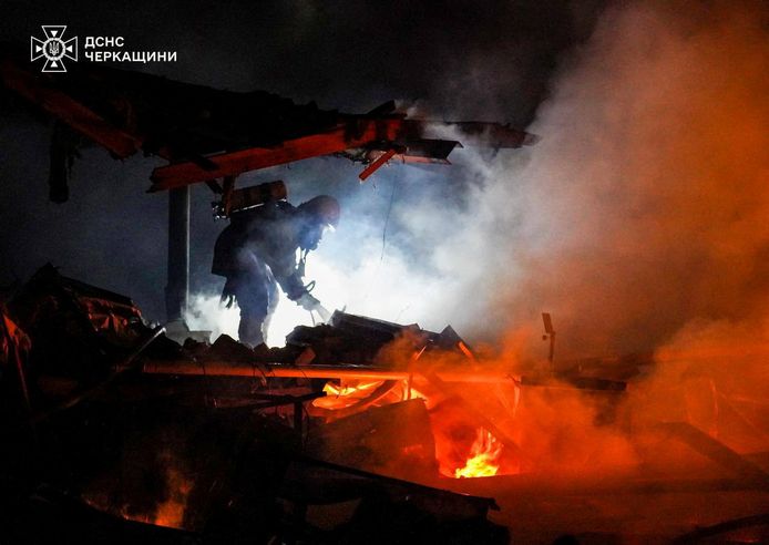 In het district Cherkasy rukte de brandweer uit om de schade te beperken.