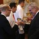 Tsjechische politiek boos over kalasjnikov-grap president