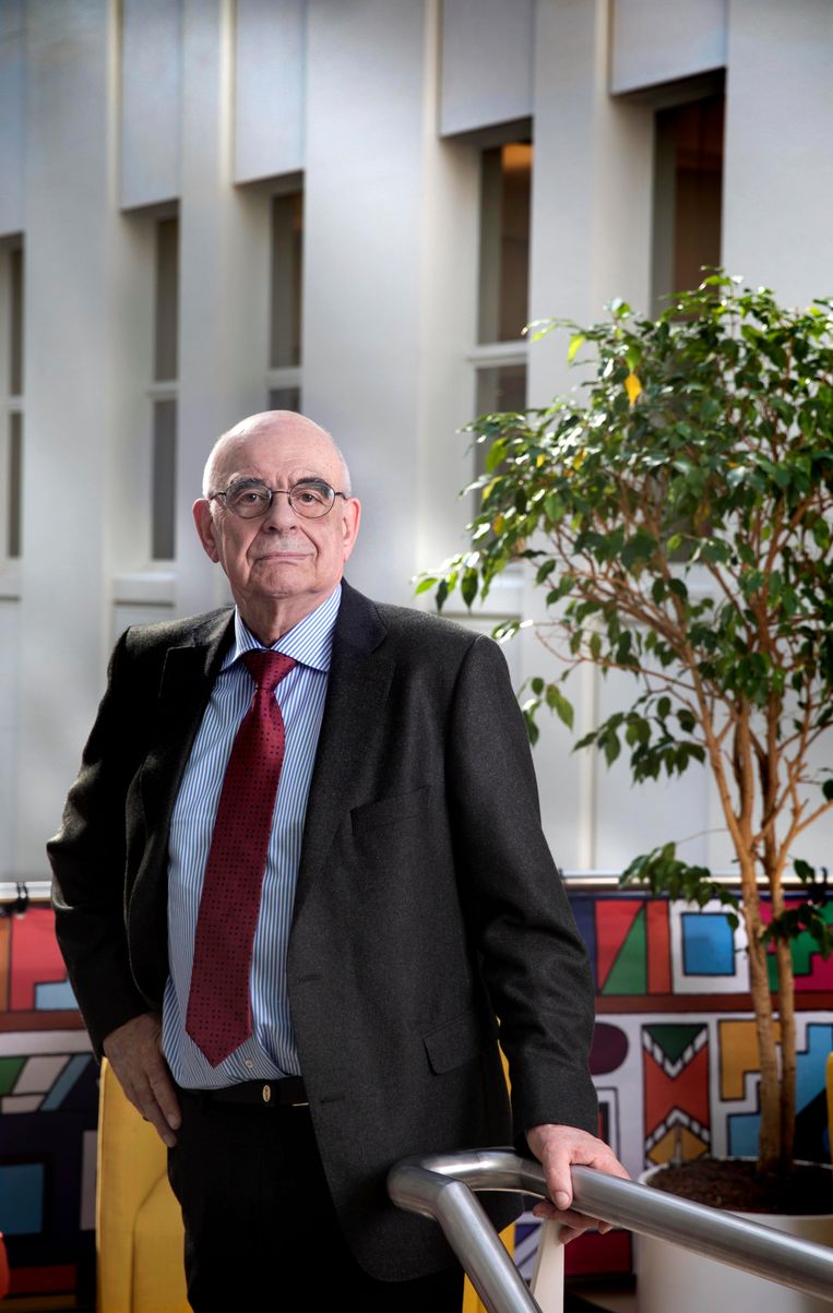 Nederland, Den Haag, 19 april 2018. Jan Pronk, oud-minister, oud-vn-vertegenwoordiger. Docent Institute Social Studies. Foto: Werry Crone Beeld Werry Crone