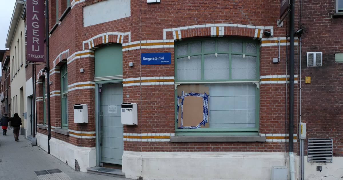 Window of a butcher’s shop Hoekse dies: “Who saw or heard anything last night?”  |  Mechelen