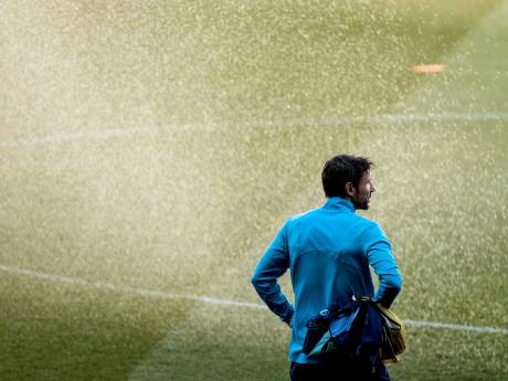 'Mijn spelers mogen in de rust niet vechten om het shirt van Messi'