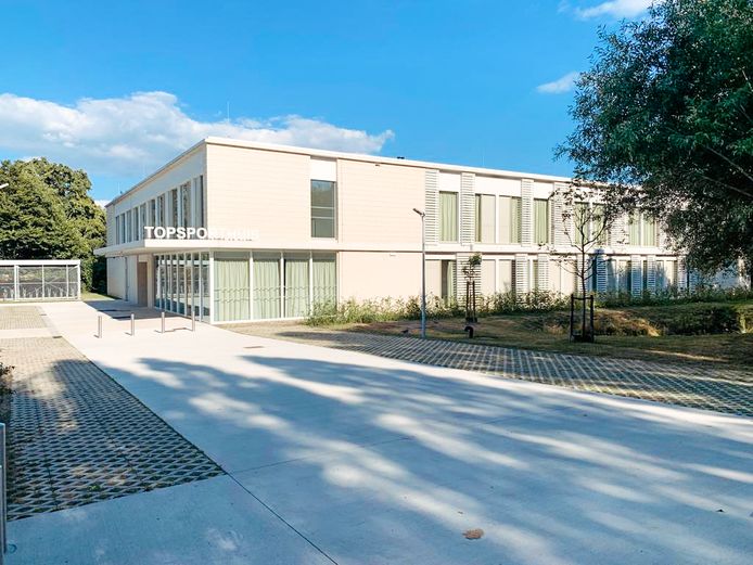 In dit nieuwe internaat in Wilrijk wonen topsportstudenten als ...