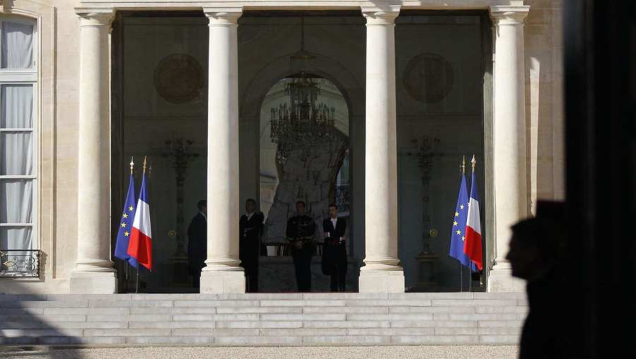 Hoofdingang van het Elysée. Beeld reuters