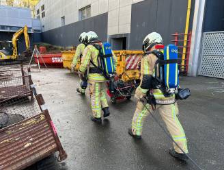 Brandweer komt tussen voor gaslek op bedrijfsterrein