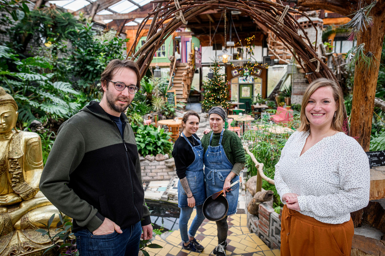 Enschedees Restaurant Opgenomen In Prestigieu ze Restaurant gids Gault 