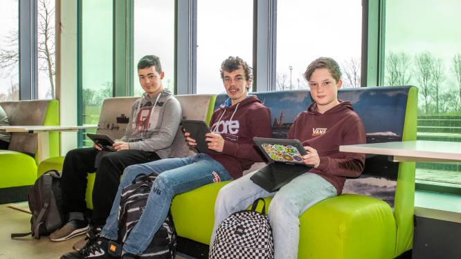 Leerlingen op deze school kunnen niet meer op Whatsapp en TikTok: ‘Heb nu minder onvoldoendes’