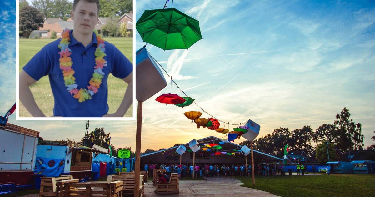 Gestolen of geintje? Gratis bier voor wie het spandoek van Zomerfeesten Rietmolen heeft gejat (en te