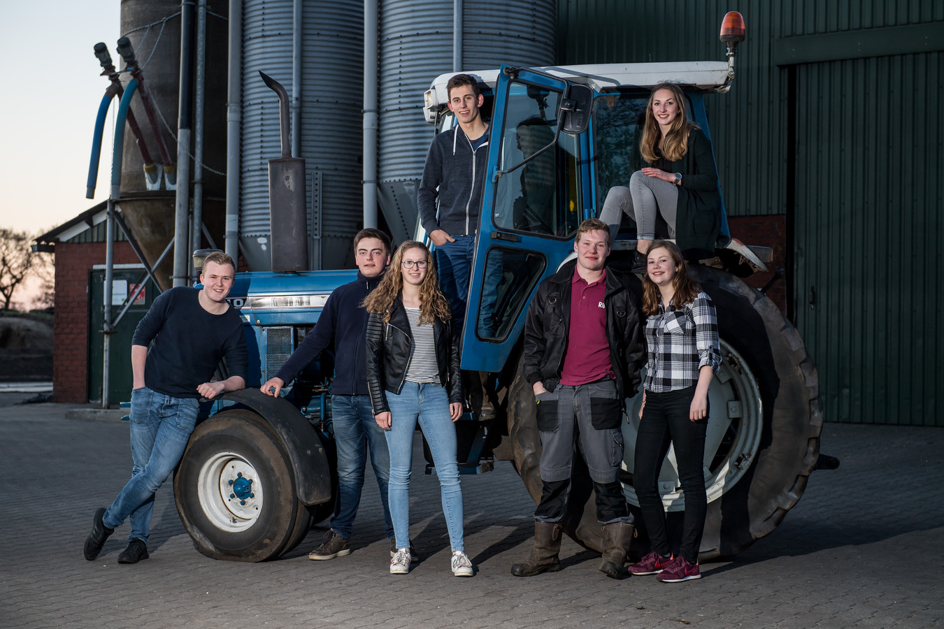 Jongeren uit Espelo schitterden in documentaire Brommers Kieken op Tweede Paasdag.