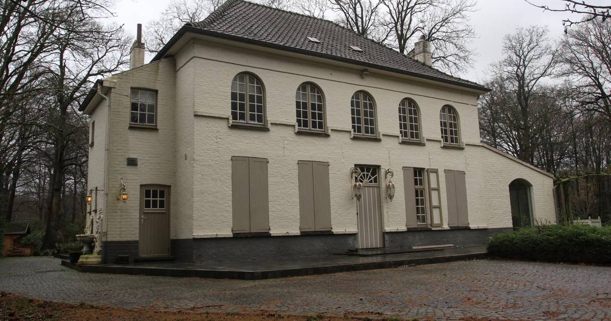 Kasteel Doeveren verkocht voor 500.000 euro