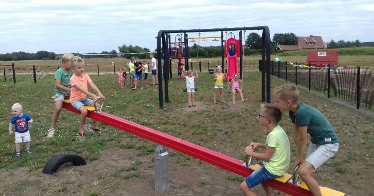 Fleringen: jonge gezinnen regelen speelplek