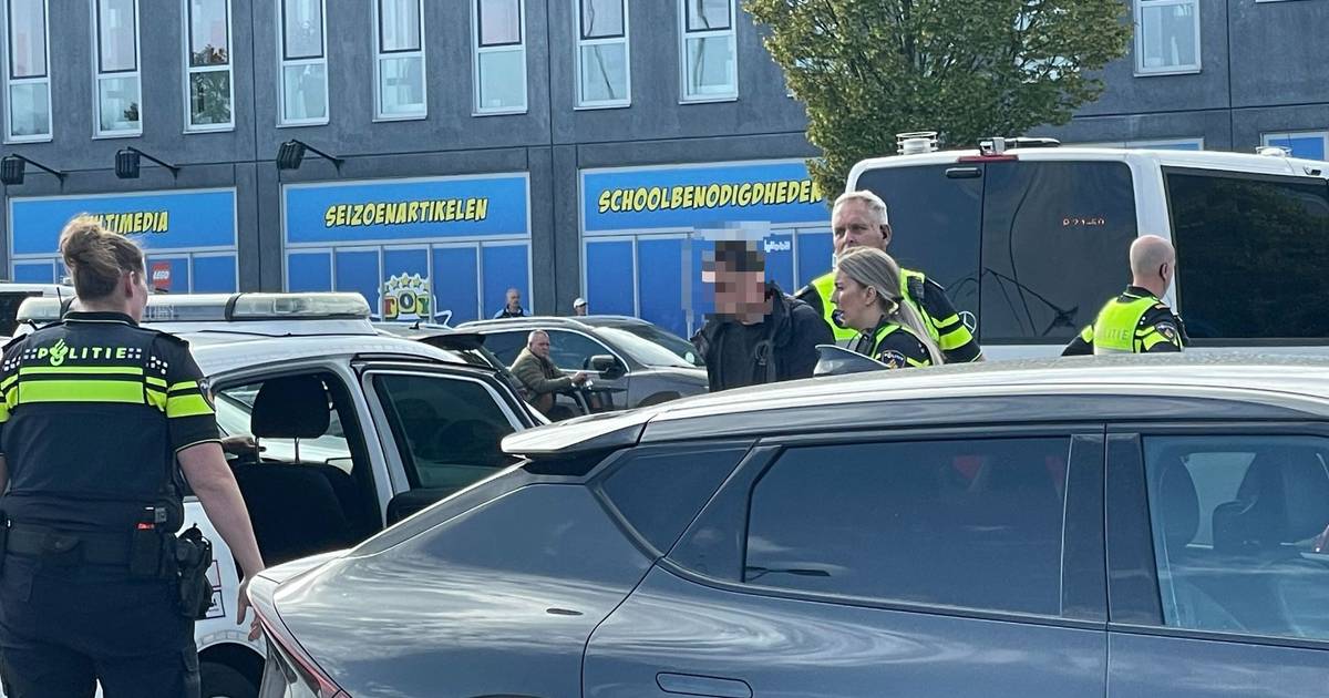 Derde verdachte aangehouden na mishandeling steward tijdens PEC Zwolle – Feyenoord | Eredivisie