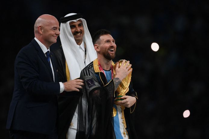 Lionel Messi became world champion with Argentina in Qatar, left Gianni Infantino.