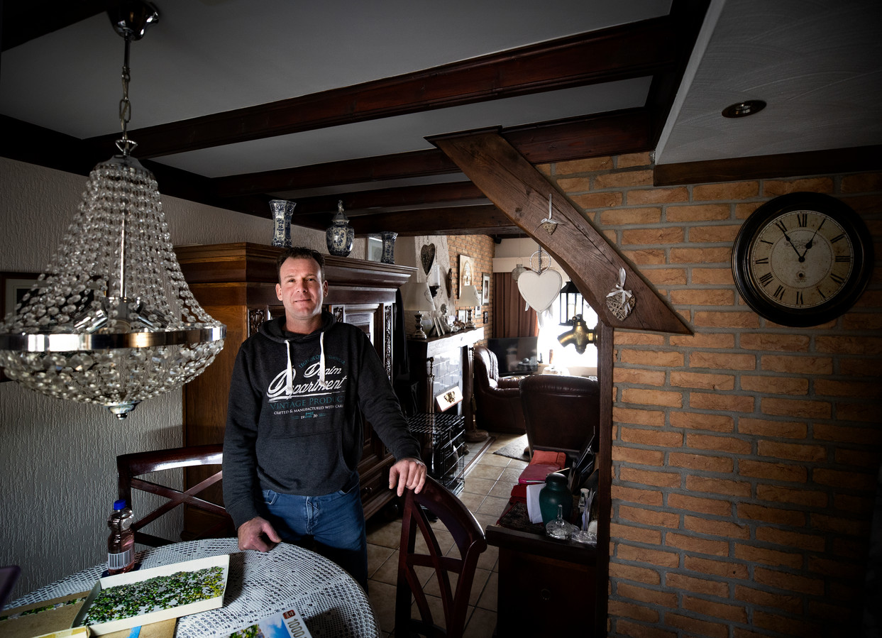 Jean-Pierre Deijkers woont al vanaf zijn geboorte in de Helmondse Leonardusbuurt.
