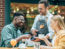 Het geld vliegt eruit tijdens de vakantie, maar met deze tips houd je wat over 