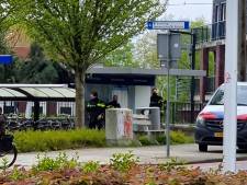 Amsterdammer (21) in Hengelo aangehouden na melding bedreiging met mogelijk vuurwapen