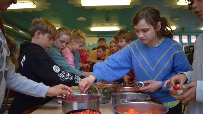 Gemeentelijke Basisschool Sleidinge bespaart 200.000 liter water met plantaardig aperitiefmoment 