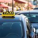 Antwerpse taxi's moeten tegen 2025 overschakelen op alternatieve energie