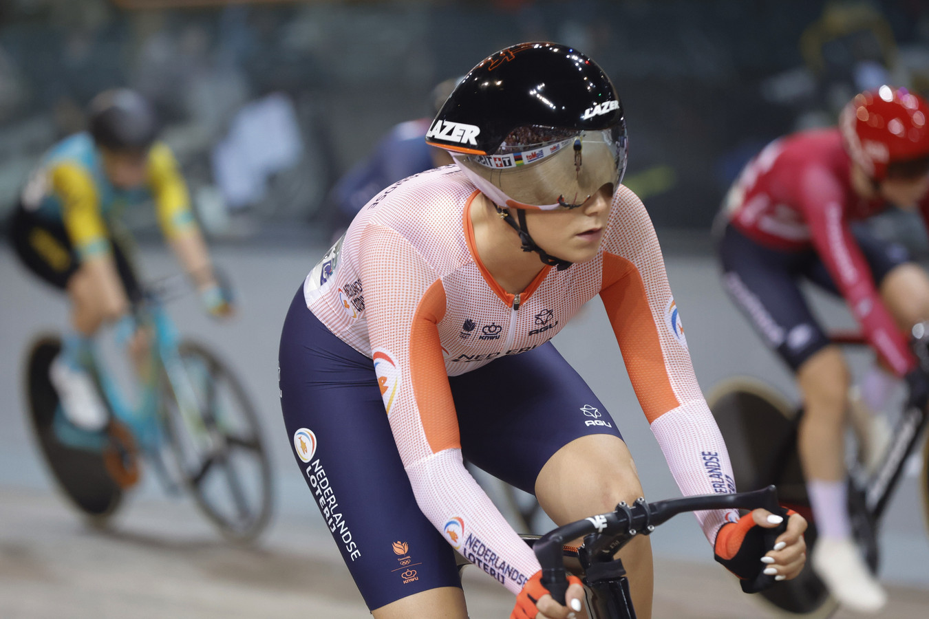 Shanne Braspennincx en Steffie van der Peet samen in finale keirin ...