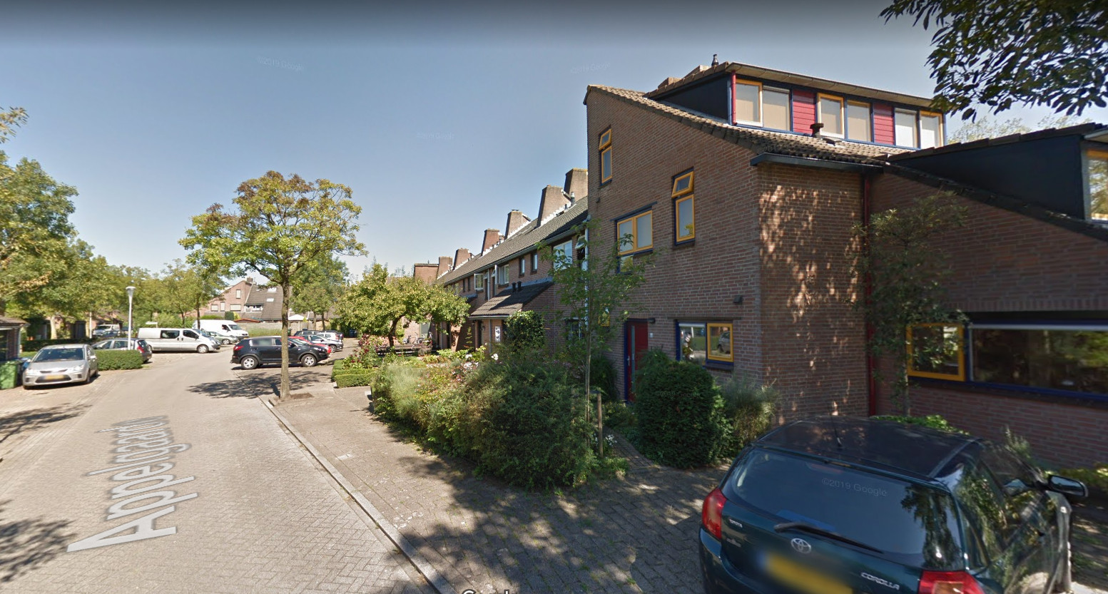 Man komt met slagwapen een huis binnen bij woningoverval in Houten