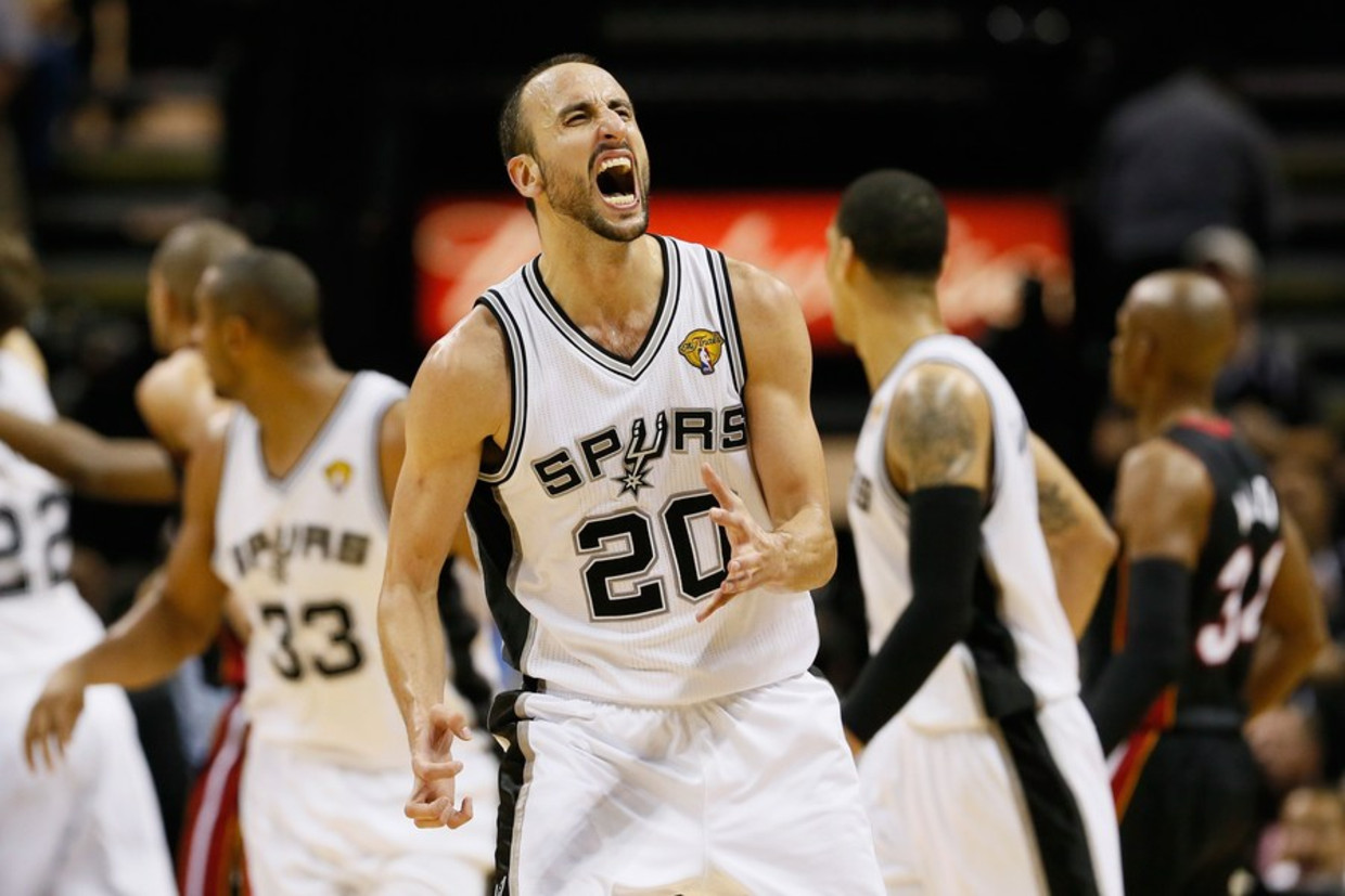 De Argentijnse Spurs-speler Manu Ginobili toont zijn blijdschap. Beeld afp