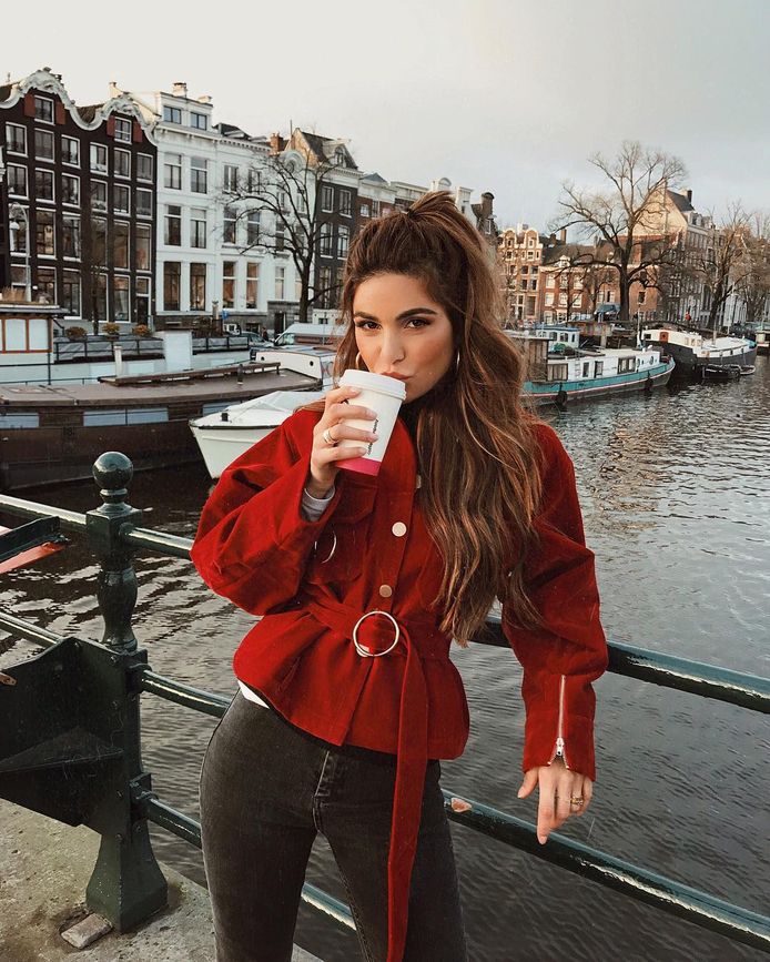 Instagram @negin_mirsalehi