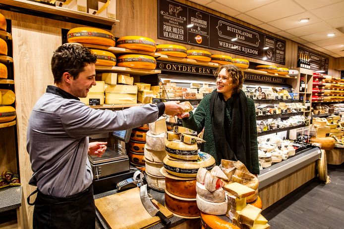 Met Je Eigen Pakje Zakje Of Bakje Shoppen In De Winkels In Deventer Deventer Destentor Nl