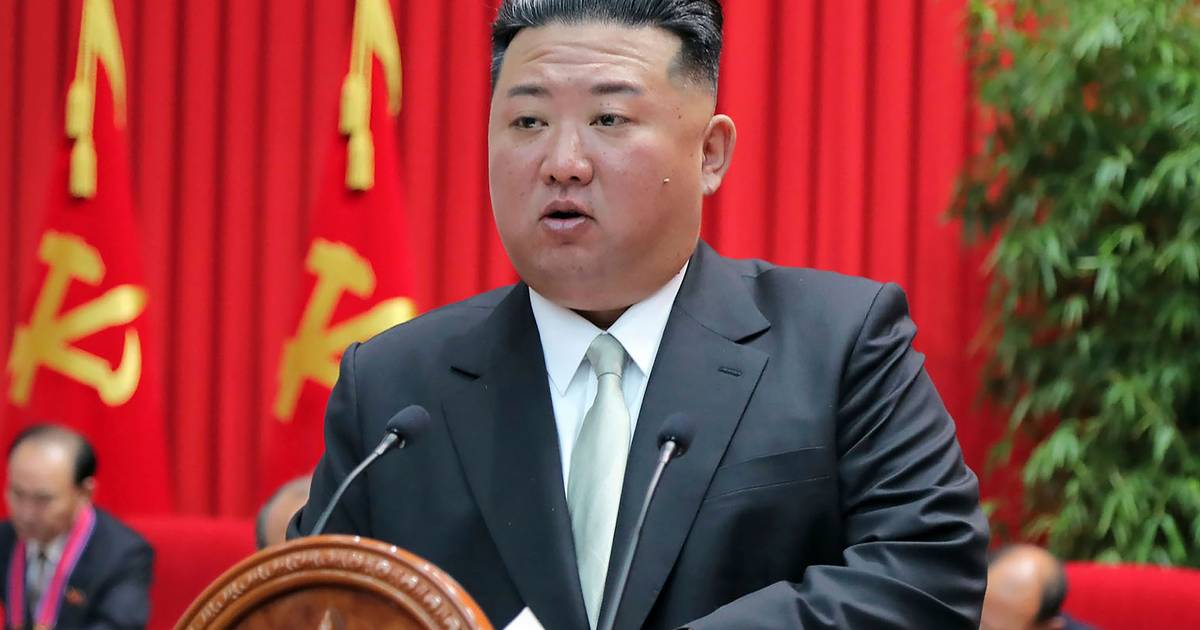 North Korea launches ballistic missile and threatens tougher military action |  Abroad